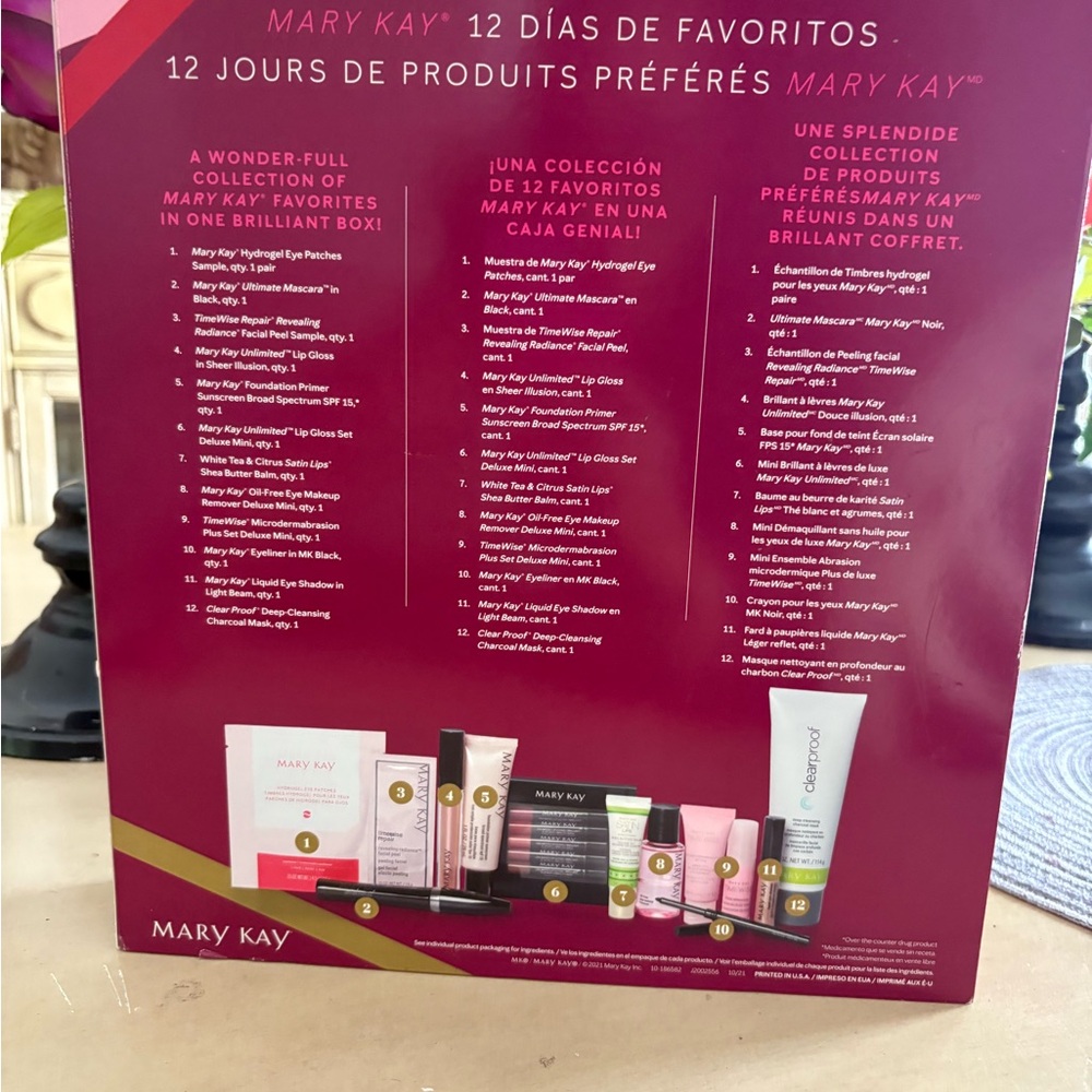 LIMITED EDITION MK 12 Days of Faves Gift Set